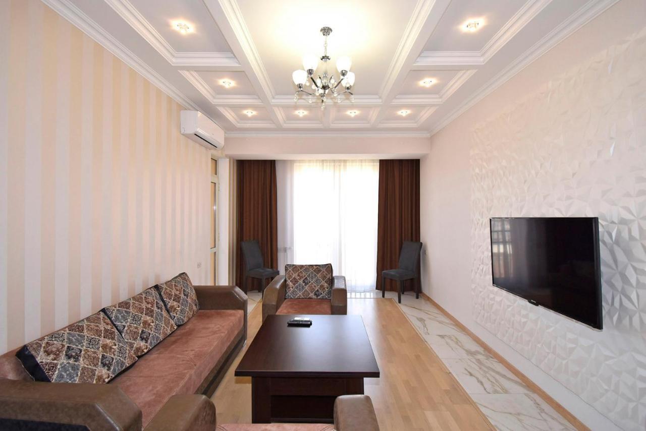 Rent Inn Yerevan On Buzand Street Exterior foto