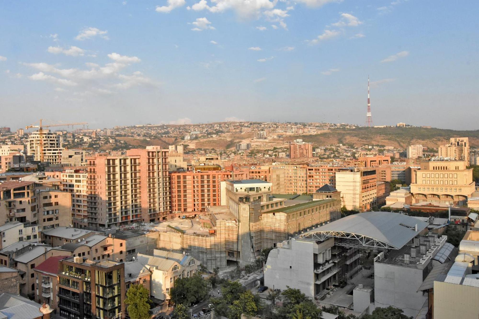 Rent Inn Yerevan On Buzand Street Exterior foto