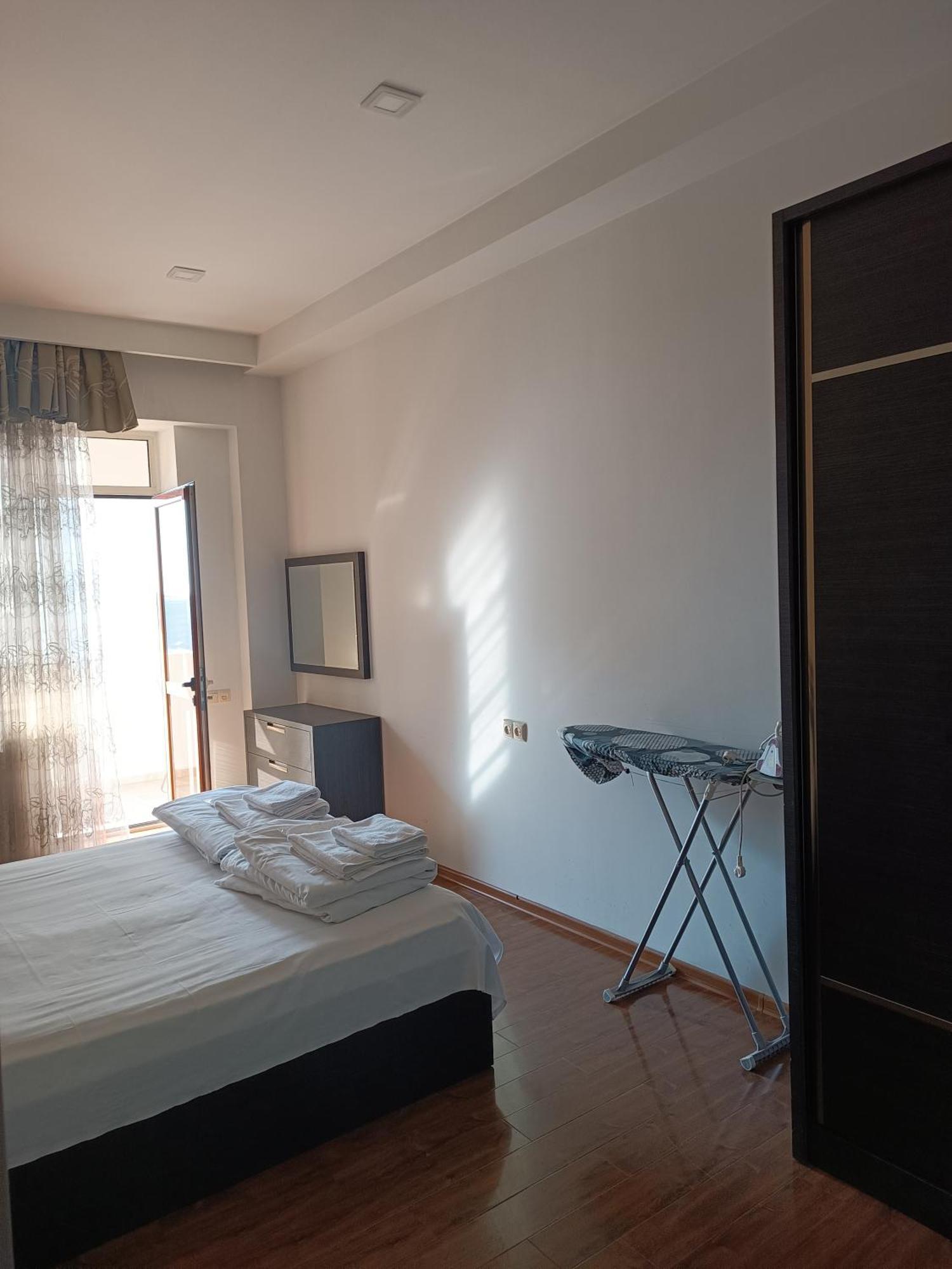 Rent Inn Yerevan On Buzand Street Exterior foto